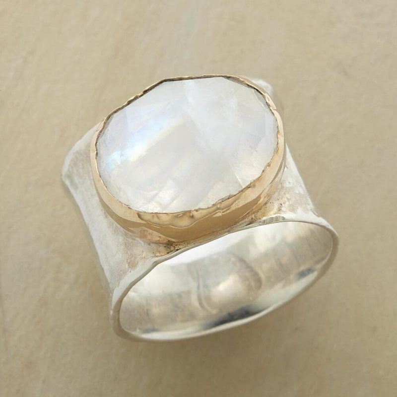 Luna Ring